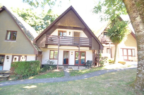 Great for families or friends to gather and enjoy the sights and sounds of West Cornwall