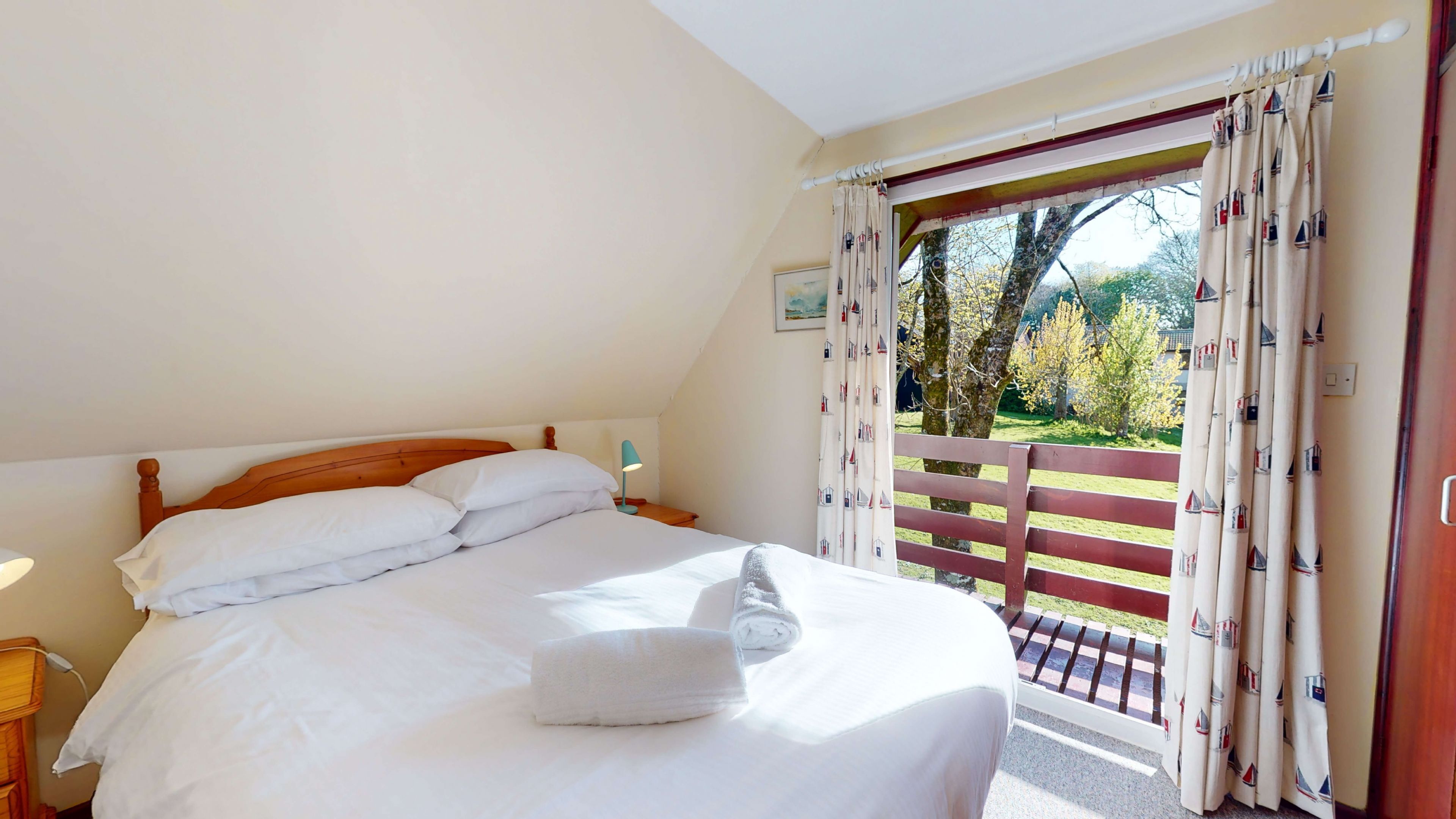 3 dormitorios, tabla de planchar con plancha, wifi y ropa de cama