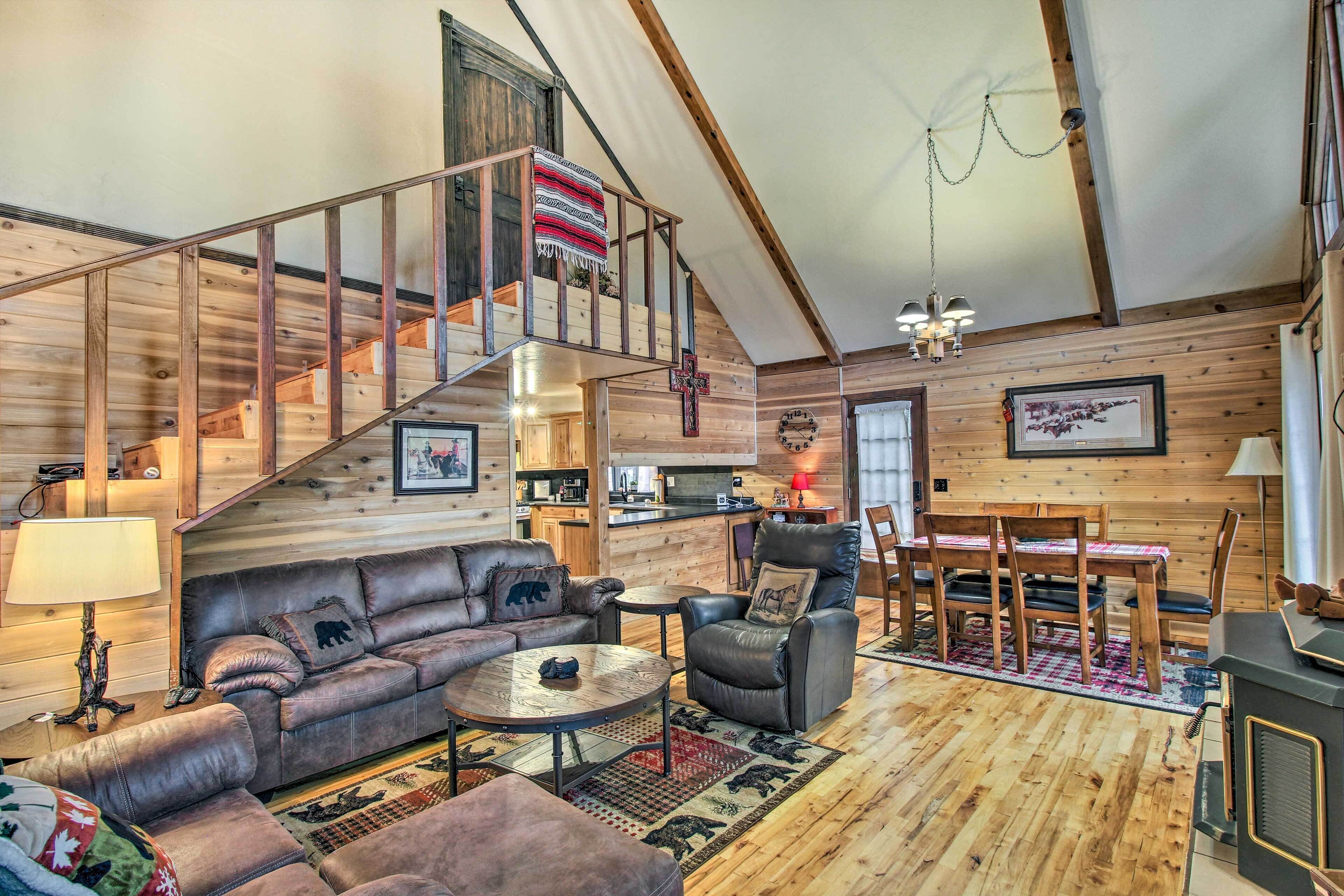 Show Low Retreat ~ 2 Mi to Fool Hollow Lake!