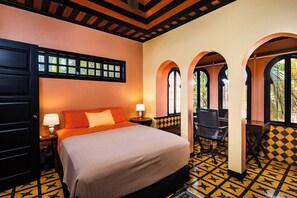 3 slaapkamers, een bureau, een strijkplank/strijkijzer, reisbedje