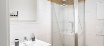 Gemütlich 1 - Two Bedroom Apartment, Sleeps 4
