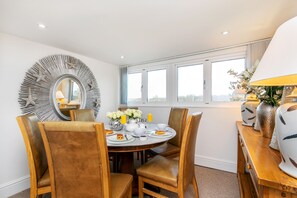 Luxury Apartment, Private Bathroom, City View (The Sky Penthouse) | Interior - The Sky Penthouse (Winchester)