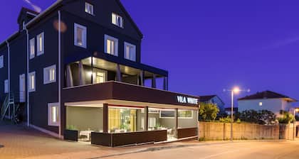 Villa White