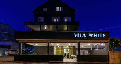 Villa White