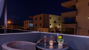 Standard Double Room With Terrace | 露台/庭院