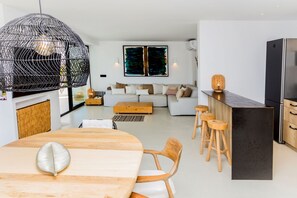 TV - Villa Mediterraneo Cabo La Nao, Design villa With Private Pool and Sea View (Javea / Xàbia)