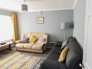 Cottage | Living area