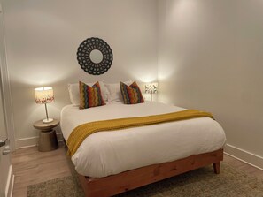 2 bedrooms, travel cot, free WiFi