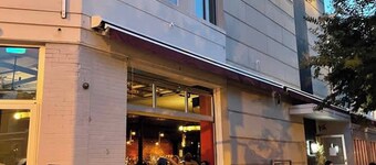 Luxe 2BD/2BA Townhouse in Hip Area - Near Metro