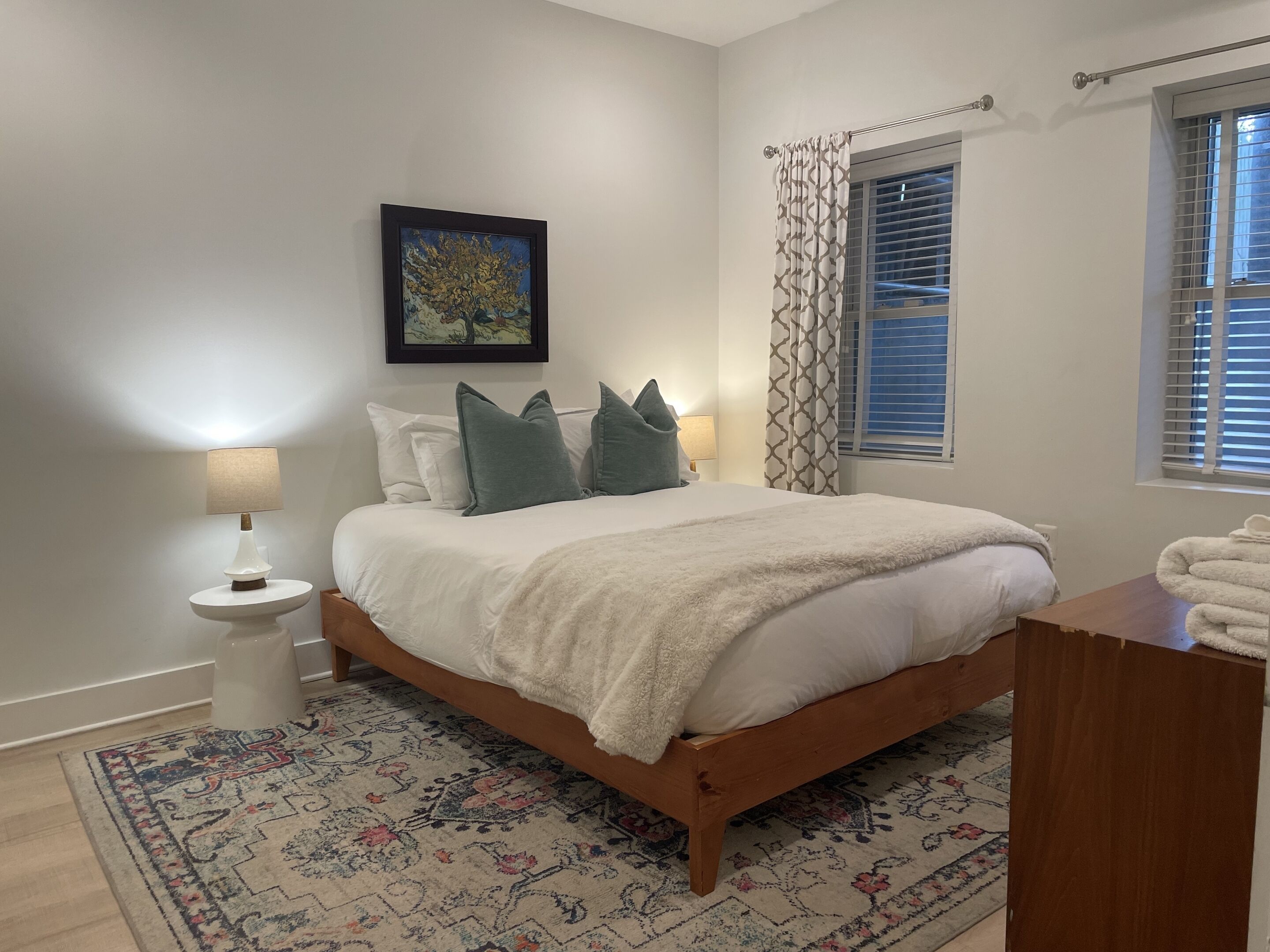 2 bedrooms, travel cot, free WiFi