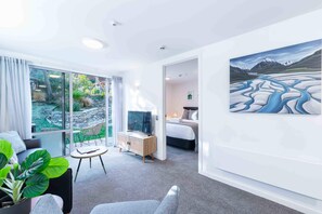 2 Schlafzimmer, Bügeleisen/Bügelbrett, WLAN, Bettwäsche