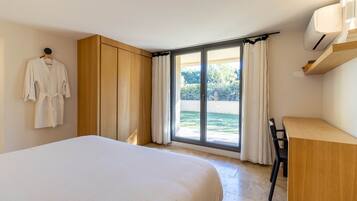 1 bedroom, desk, iron/ironing board, free WiFi