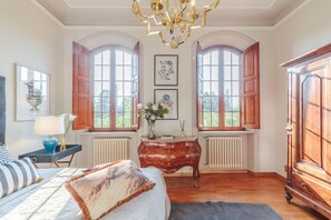 4 bedrooms, iron/ironing board, free WiFi, bed sheets - Villa Cesare, a Convenient 4 bedroom Villa with Pool close to Lucca Town (Monte San quirico)