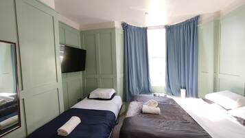 Free WiFi, bed sheets