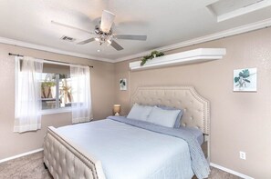 4 habitaciones, tabla de planchar con plancha, wifi y ropa de cama 