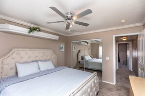 4 chambres, fer et planche à repasser, Wi-Fi, draps fournis