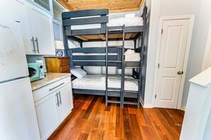 6 bedrooms