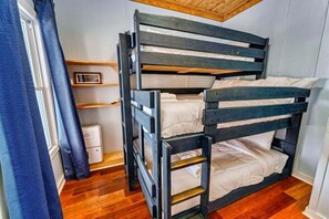 6 bedrooms