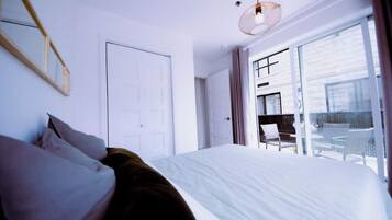 1 bedroom, desk, iron/ironing board, free WiFi