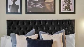 1 bedroom, iron/ironing board, Internet, bed sheets