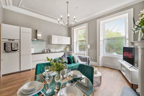 Luxury Yorkshire Apartment 2 - Parking