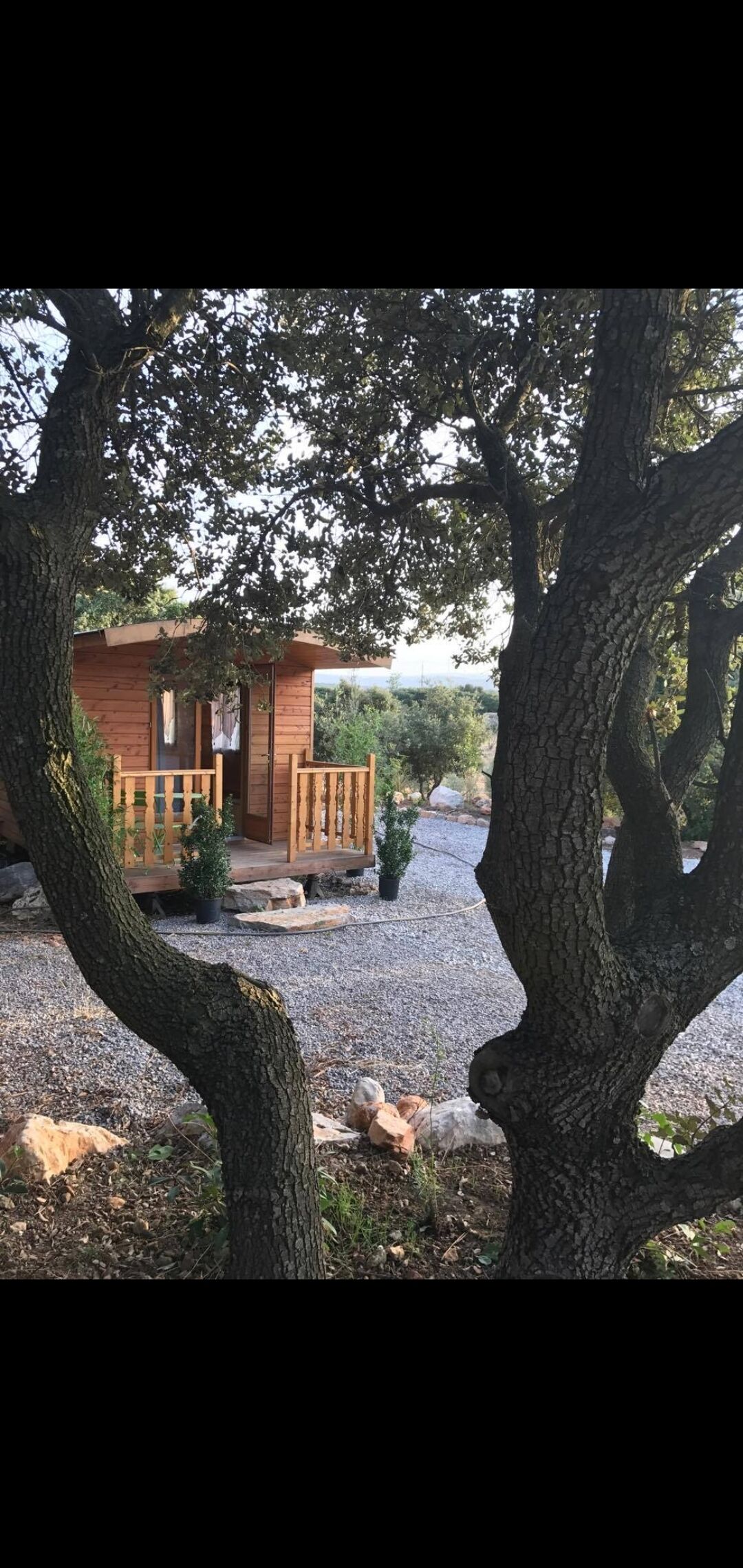 Roulotte toute équipée en garrigue au calme