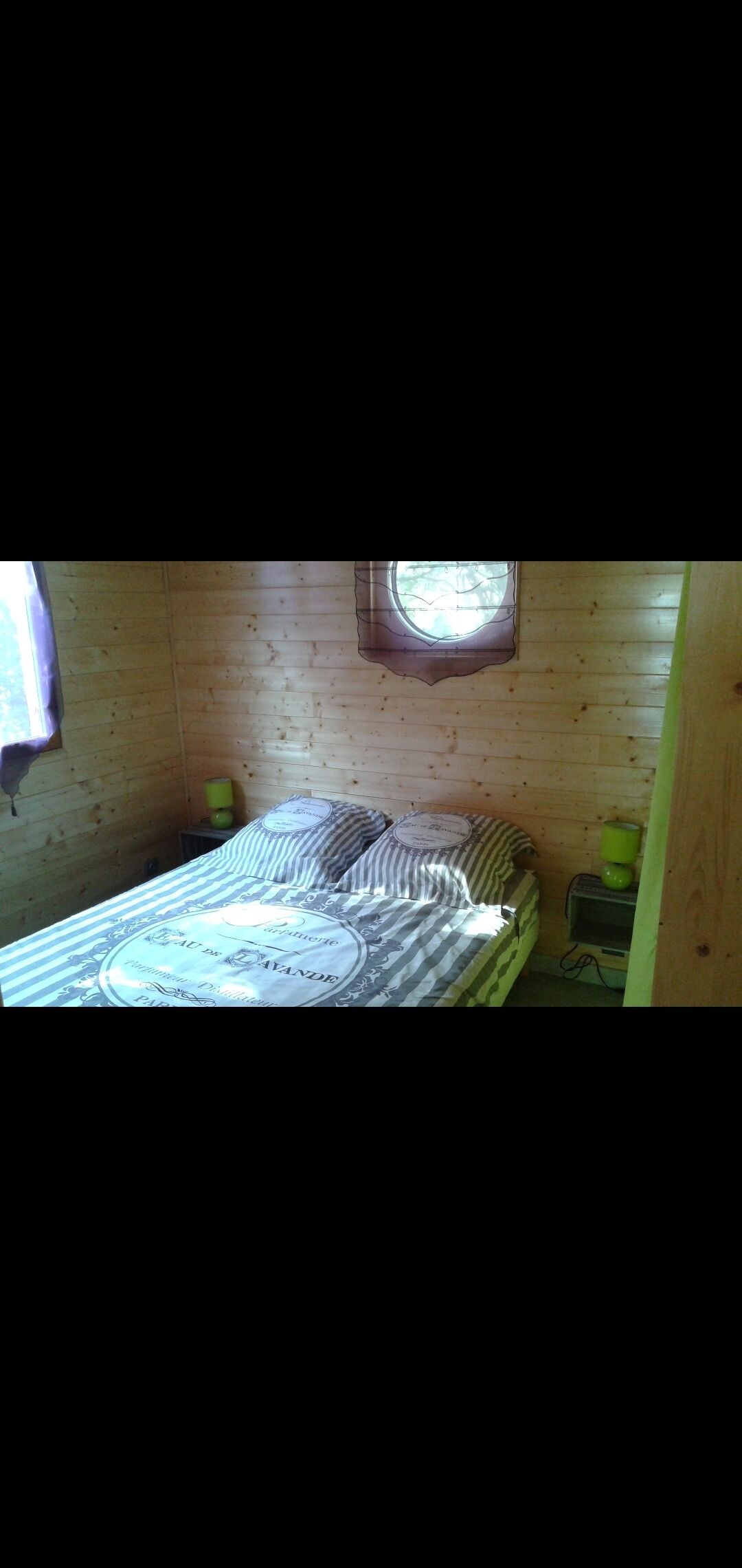 Roulotte toute équipée en garrigue au calme