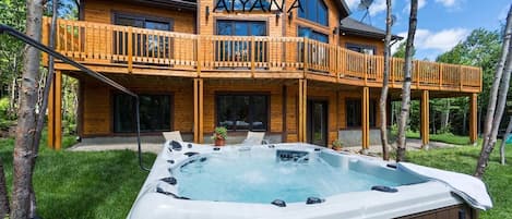 Baignoire à remous extérieure