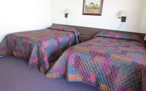 Comfort Double or Twin Room | Pillowtop beds, individually decorated, individually furnished, desk