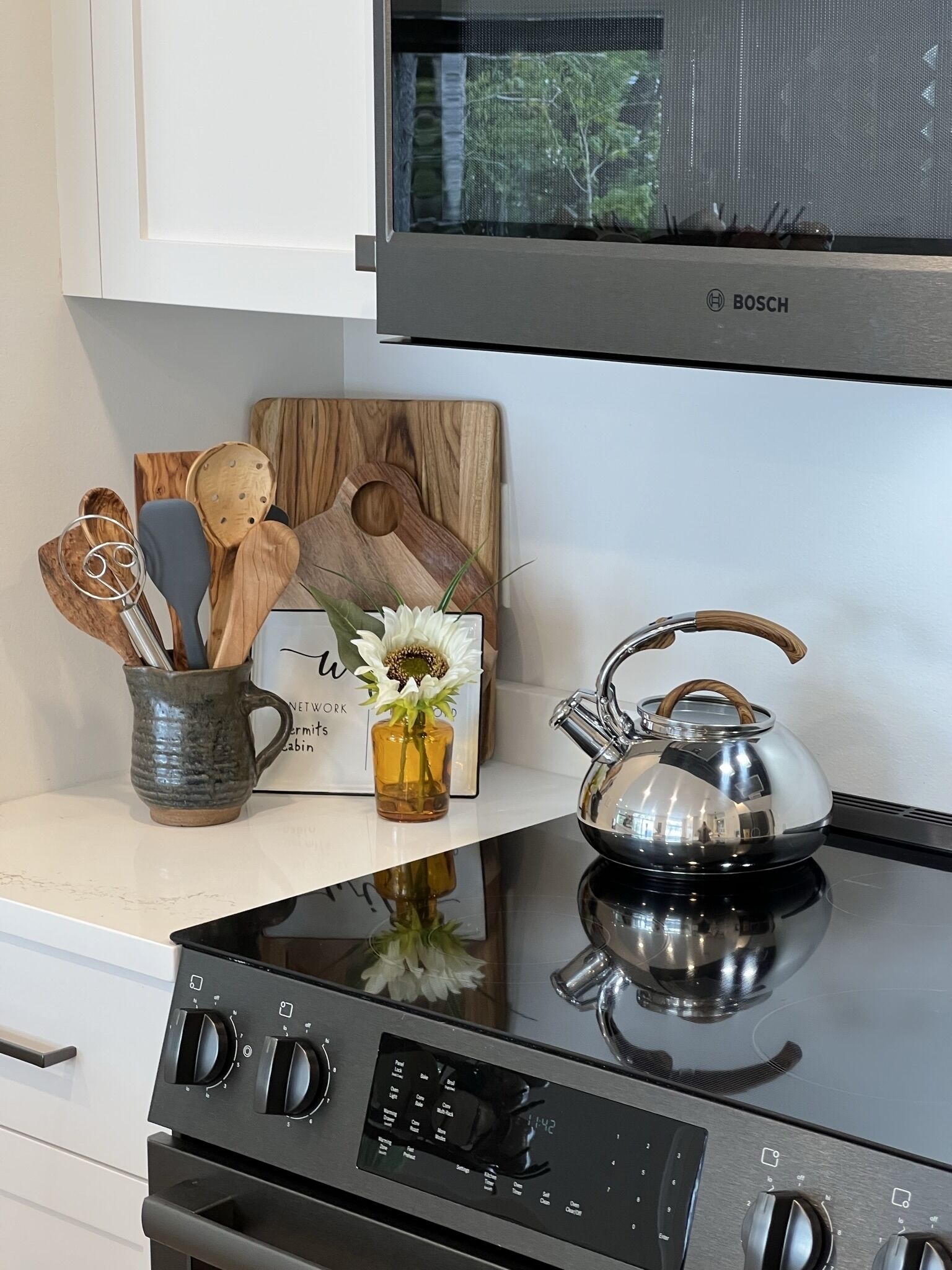 Newly Constructed Cottage on Lake Superior Beachfront