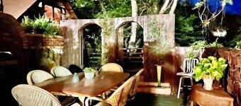 Downtown Cottage with Private Hot Tub