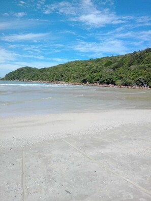 Beach - Beautiful loft in Palmas (Governador Celso Ramos)