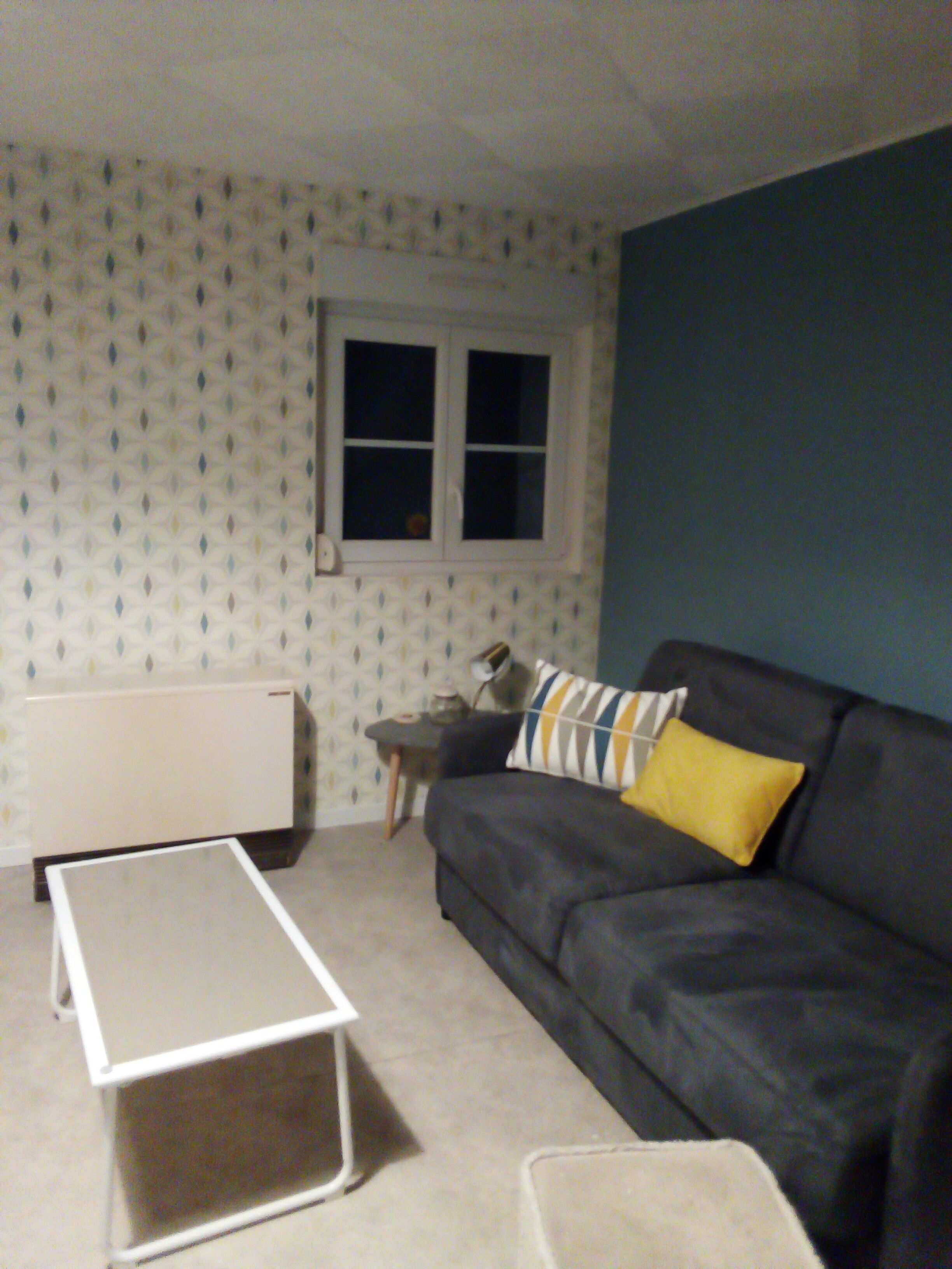 Spacious apartment in great calm, on the 1st floor; independent entrance, parking 