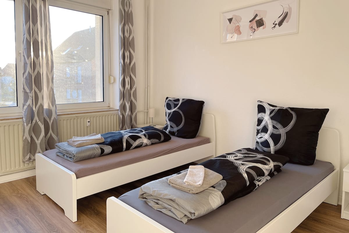 Basic Apartment | 1 bedroom, free WiFi, bed sheets
