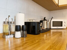 基础公寓, 3 间卧室 | 私人厨房 | 冰箱、微波炉、炉灶、烤面包机