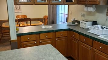 Toaster, cleaning supplies, ice maker, paper towels
