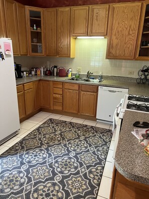 Microwave, coffee/tea maker, toaster, highchair