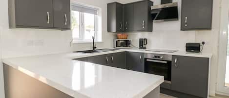Fridge, dishwasher, electric kettle, toaster
