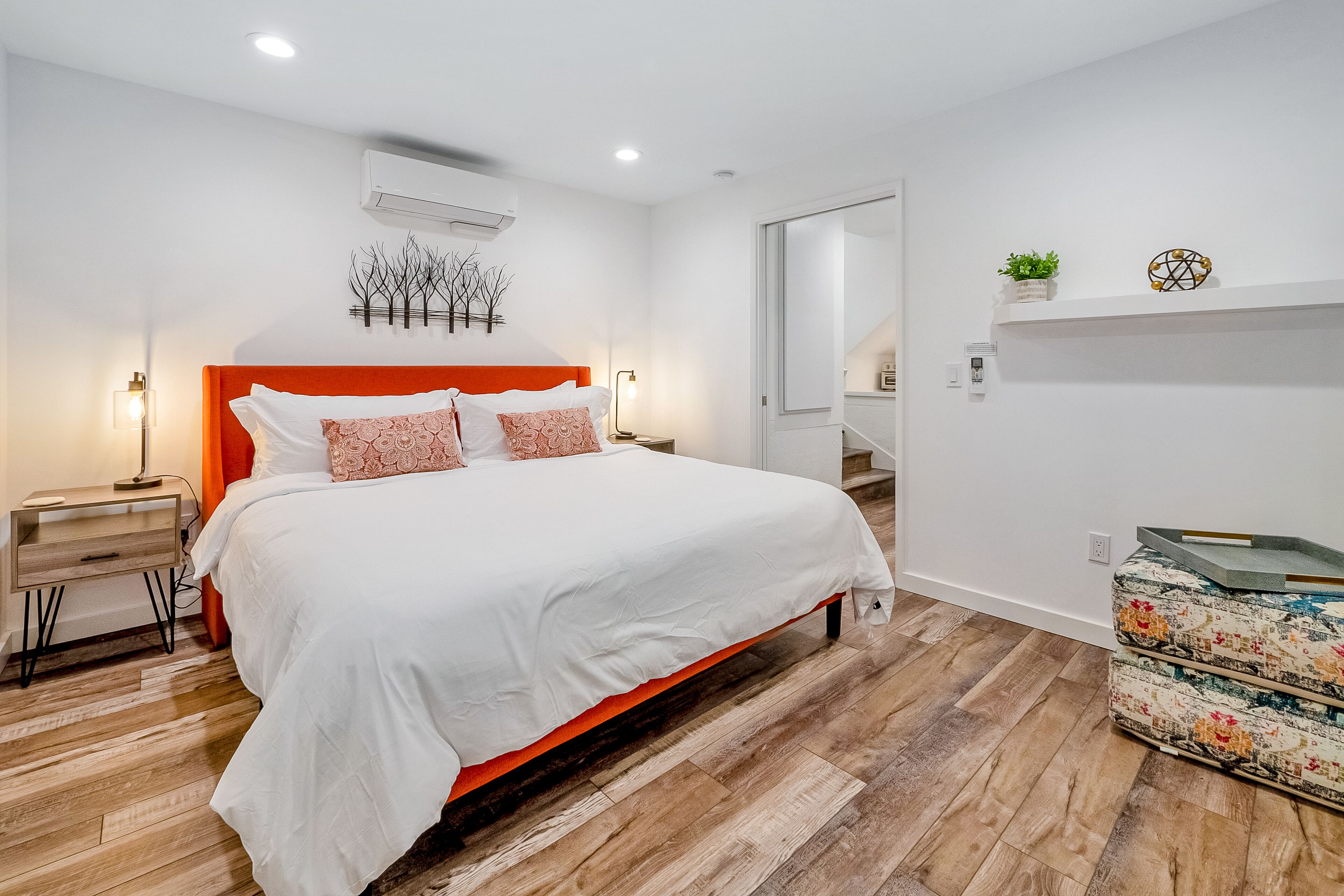 Updated home with kitchenette, shared pool, hot tub, & tennis - near beach