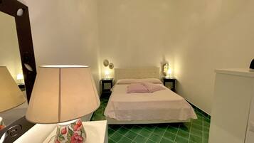 2 soveværelser, skrivebord, strygejern/strygebræt, gratis Wi-Fi