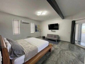 5 camere, ferro/asse da stiro, culla da viaggio, Wi-Fi gratuito