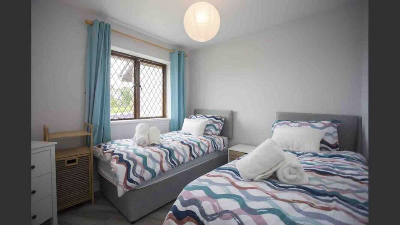 Idyllic holiday home-5 mins from the beach