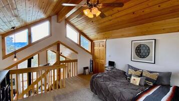 2 bedrooms, desk, iron/ironing board, travel crib