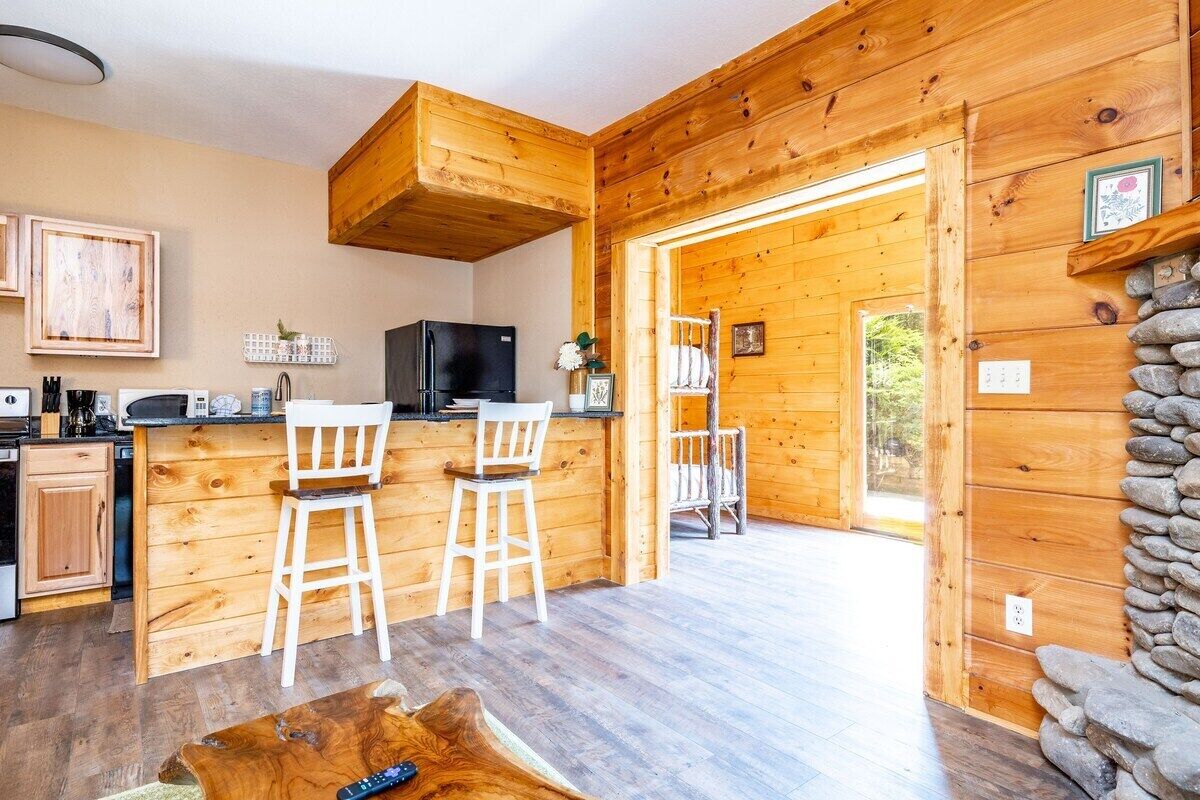 冰箱、微波炉、烤箱、炉灶