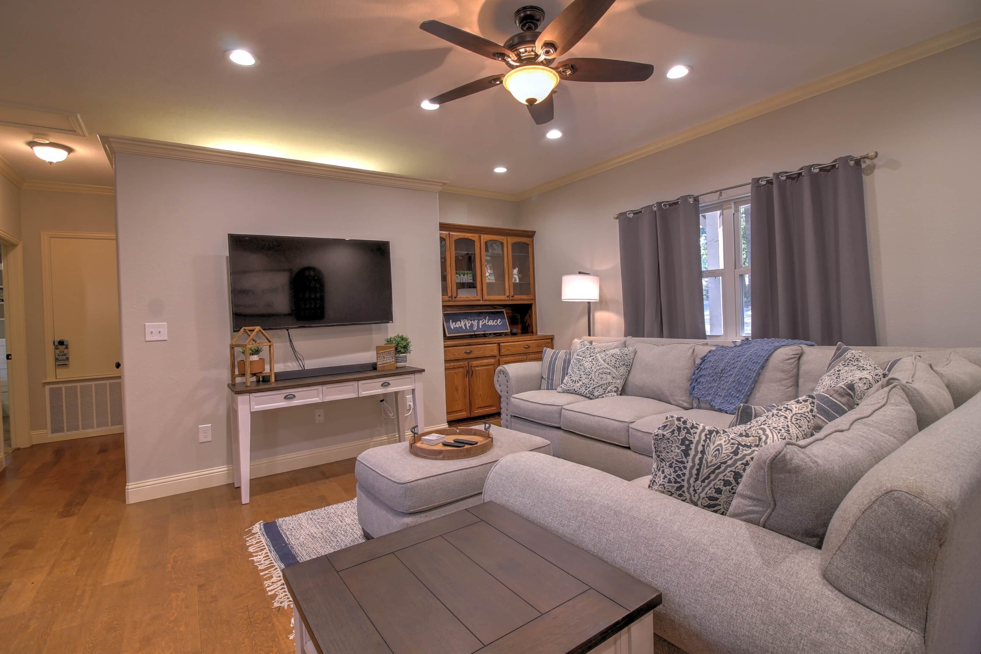 7 Turns Lake House close to the sandy beaches of Lake Texoma