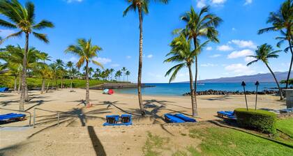 Includes Mauna Lani Beach Club Pass.  Fairways at Mauna Lani 2001