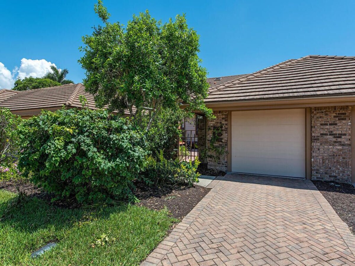 Photo 2 of Super Location In Park Shore Near Venetian Village and Beach Entry