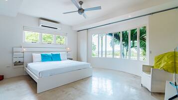 House (4 Bedrooms) | Property amenity