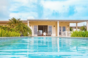 House (4 Bedrooms) | Property amenity