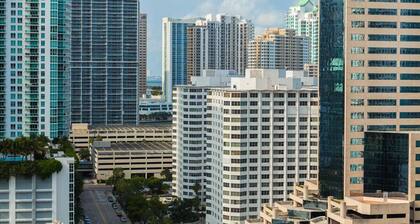 Miami ✨luxury city apartment ✨